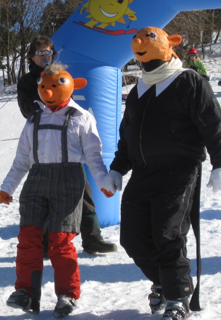 Spejbl_s_Hurvinkem_prvni_cena_v_kategorii_dospelych.JPG