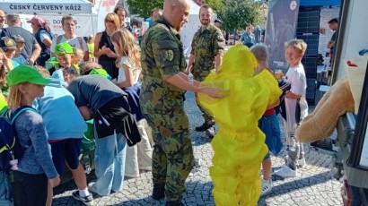 Na Světovém dnu první pomoci jste si mohli nechat změřit tlak i hladinu cukru v krvi