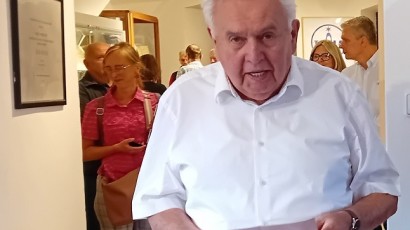 Karel Hrodek zapůjčil na výstavu velkou část exponátů.