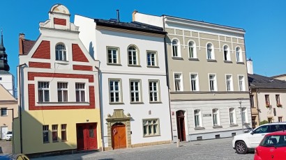 Tváře města: Rodinný dům na Jiráskově náměstí