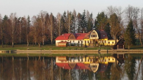 Koupák Restaurant & Club