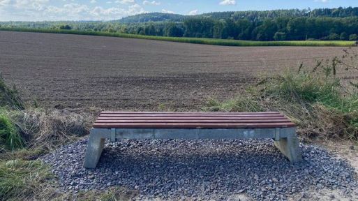 Kolem Lanškrouna přibývají lavičky