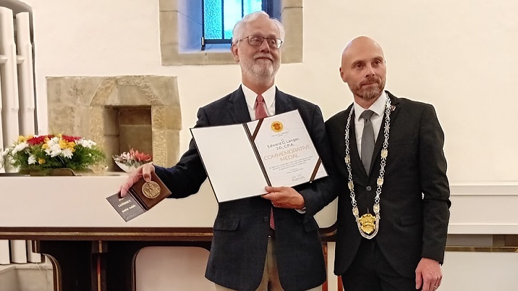 Pamětní medaili Města Lanškroun obdržel pan Edward Langer