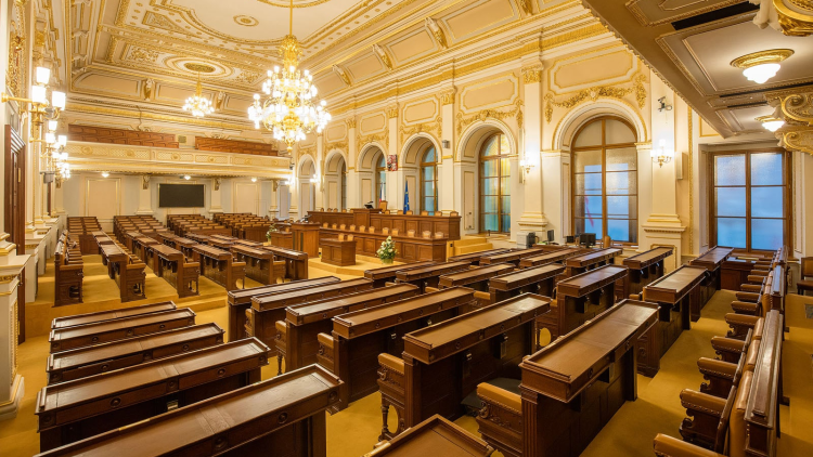 Do poslaneckých lavic chce usednout osm lidí z našeho regionu