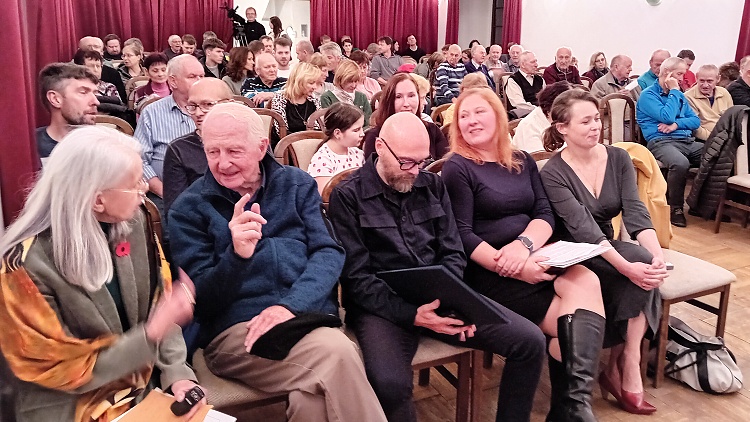 Předměty z budovy Tesly těsně před zbouráním lze vidět v muzeu. Jsou na to ale jen tři dny