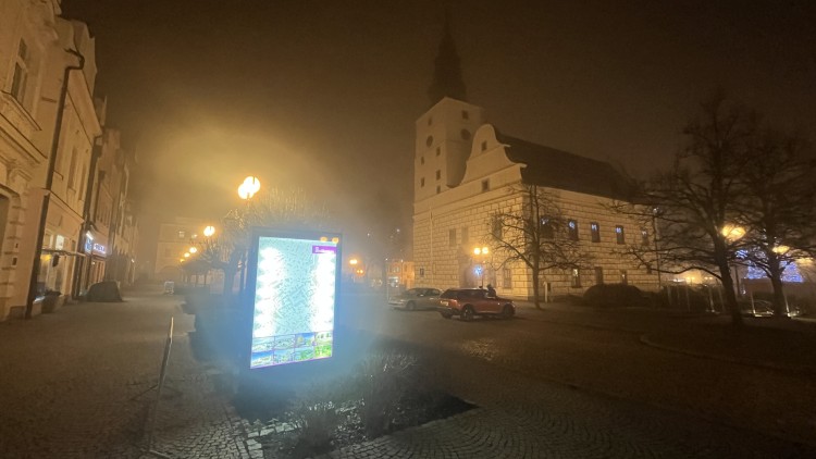 Horní část náměstí ozářil citylight