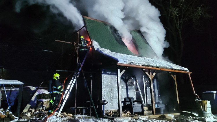 Ráno hořela v Lanškrouně chata