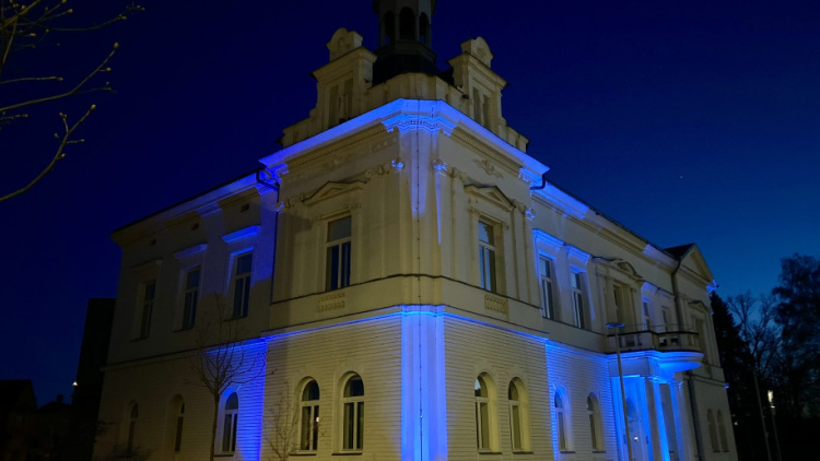 2. duben - Modrý den: Světový den porozumění autismu