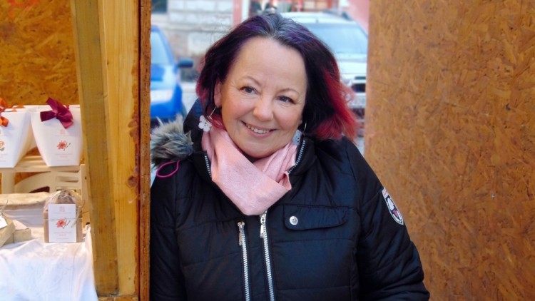 „Poctivé řemeslo není kulisa, ti lidé se jím živí,” říká organizátorka jarmarků Helena Görnerová