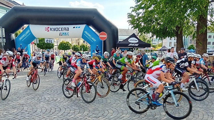  Malý závod míru KYOCERA AVX Components odstartoval